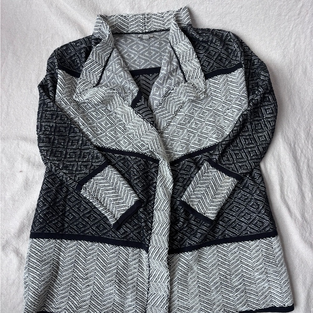 Lucky Brand Black and White Geometric Cardigan